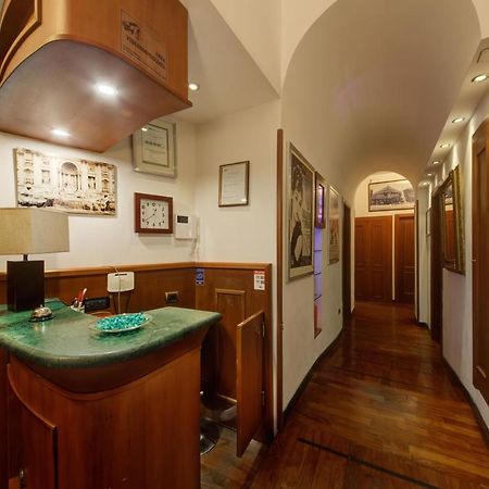 69 Manin Street Hotel Rome Bagian luar foto